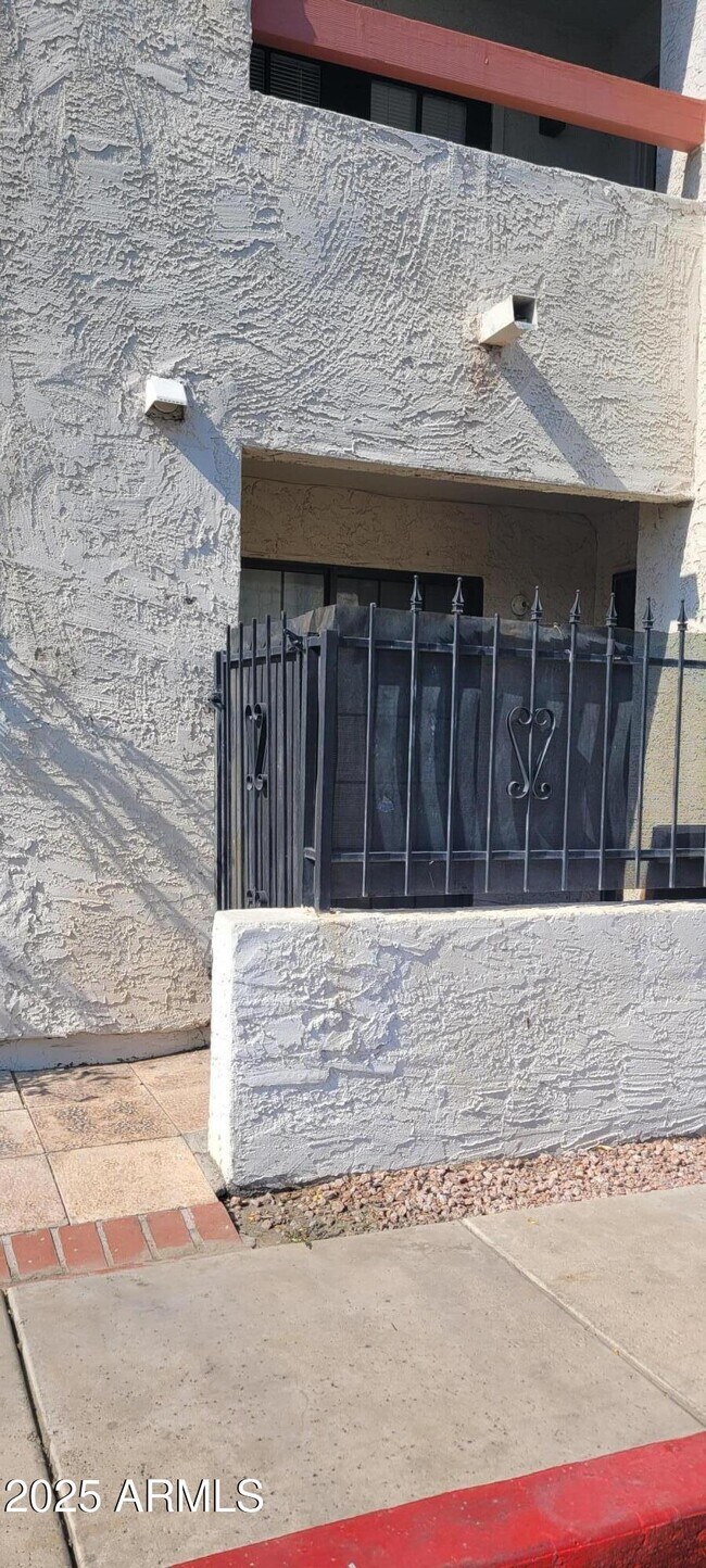Foto del edificio - 3119 W Cochise Dr