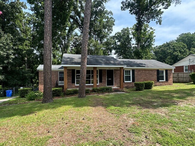 Foto del edificio - 3514 Ridgecrest Ave