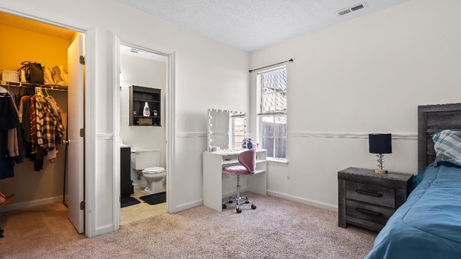 Foto del edificio - 2051 W Windgate Ct