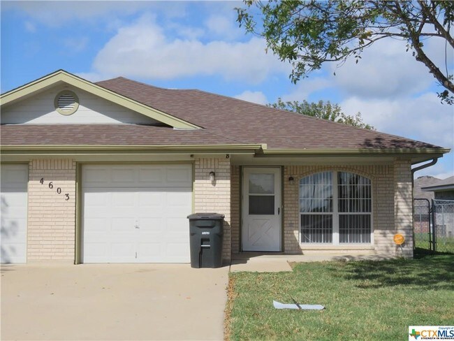 Building Photo - 4603 Wade Dr