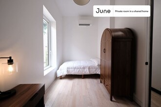 Building Photo - Room in Shared 4 bed/4 bath home