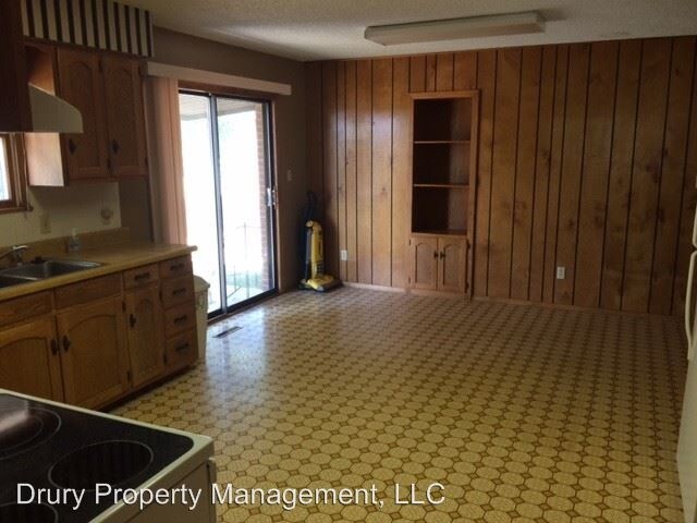 Building Photo - 2 br, 1.5 bath House - 831 N. State Hwy 125