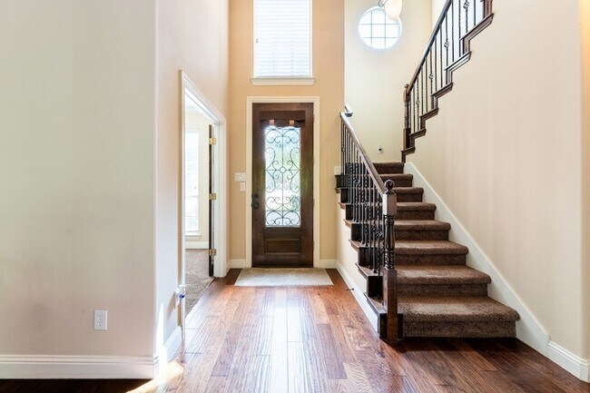 Foto del edificio - 939 Windham Dr