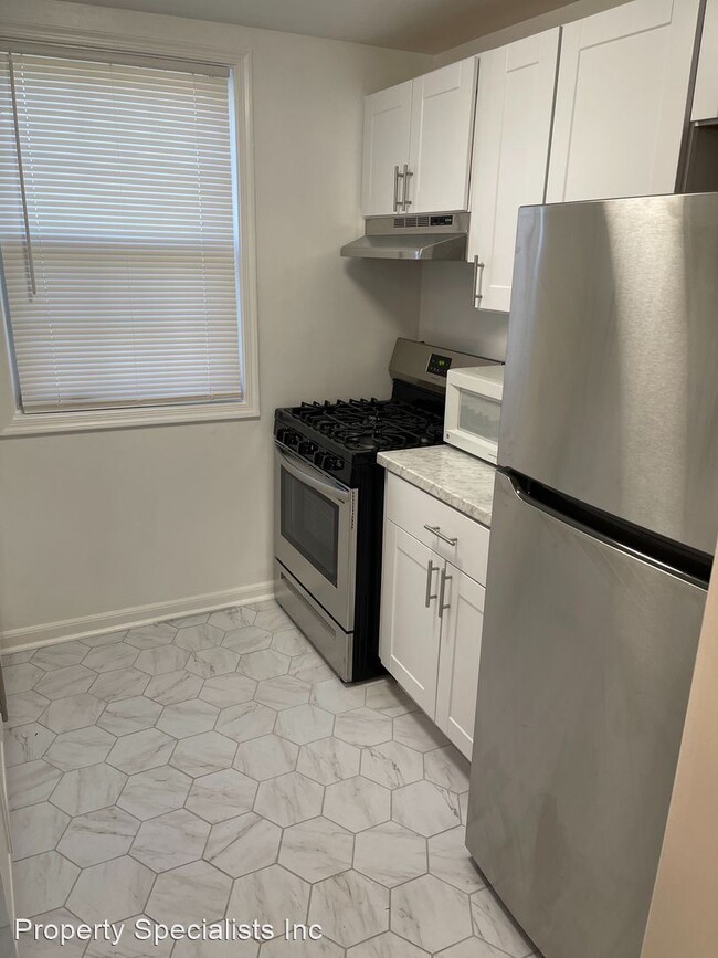 Foto del edificio - 4370 N Pershing Dr