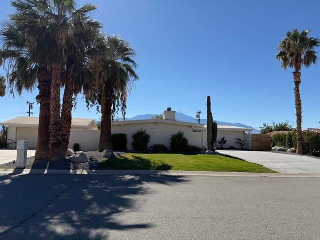 Foto del edificio - 12811 Catalpa Ave