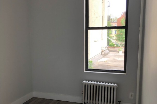 Building Photo - 1263 Fulton St