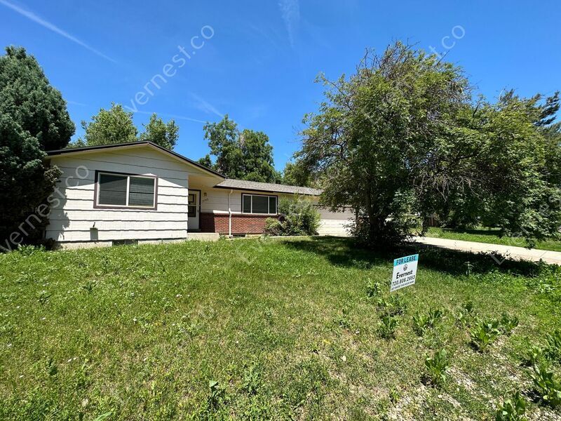 Primary Photo - 7152 S Washington St