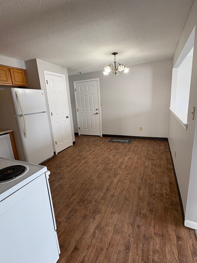 Cocina - Hickory Hill Estates