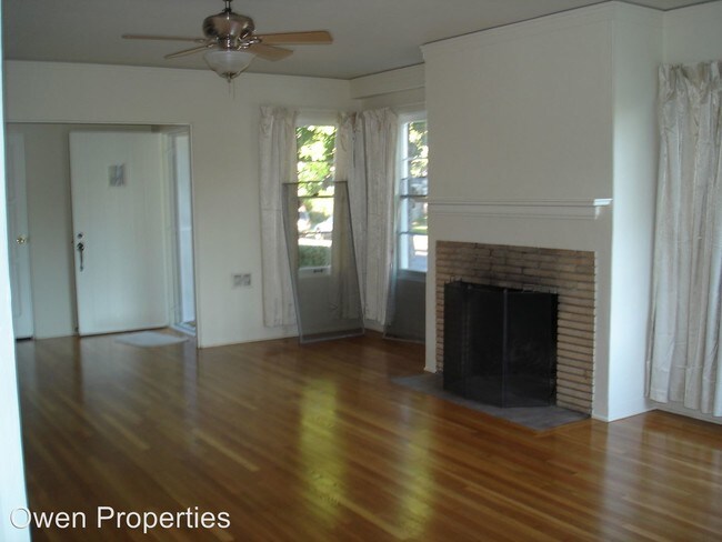 Building Photo - 1634 6th St