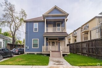 Building Photo - 1615 Weber St