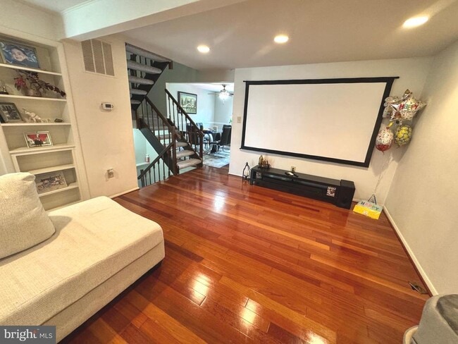 Foto del edificio - 18704 Pintail Ln