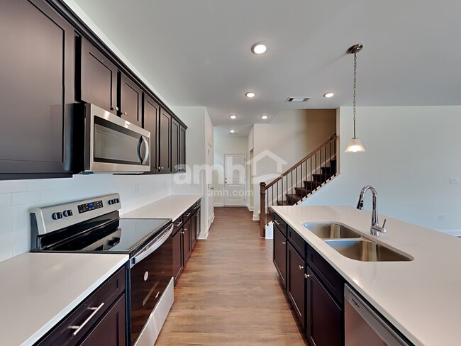 Building Photo - 5213 Blue Mountain Drive