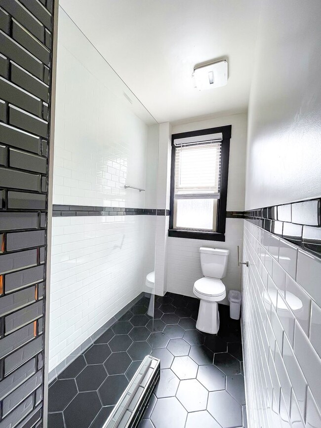 Interior Photo - Manchester Arms