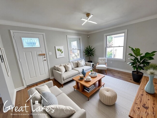 Building Photo - Beautiful 3 Bedroom 1 Bathroom now availab...
