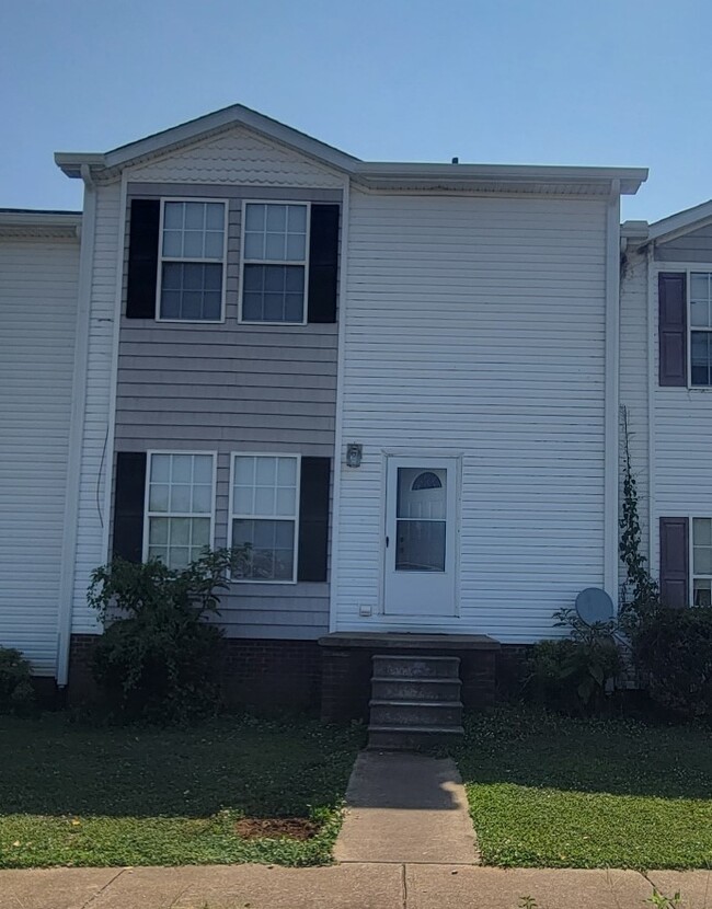 Foto del edificio - 124 Meadows Ln