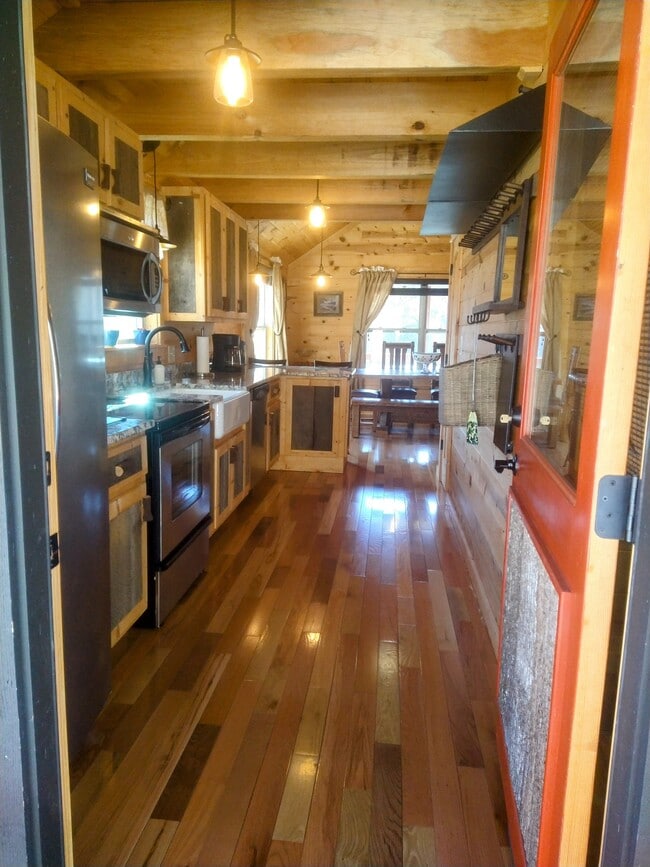 Building Photo - 1509 Cat Gap Rd