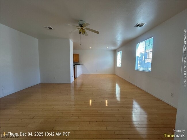 Foto del edificio - 7937 Crimson Point St