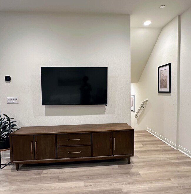 Foto del edificio - 251 Mission Villas Rd