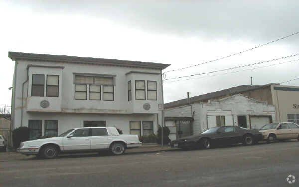 Foto del edificio - 1611 Yosemite Ave