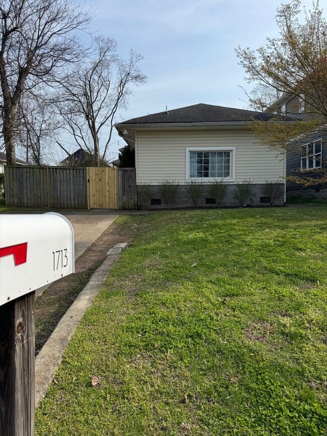 Photo - 3 bed, 2.5 bath home with spacious layout and oversized den/bonus room. Features include a fully ...