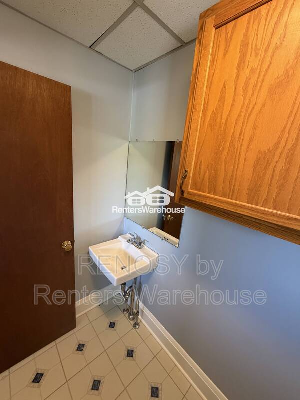 Building Photo - 6015 Rossville Blvd