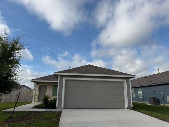 Modern New Construction Home in South San Antonio | 3 Bed, 2 Bath - Modern New Construction Home in South San Antonio | 3 Bed, 2 Bath