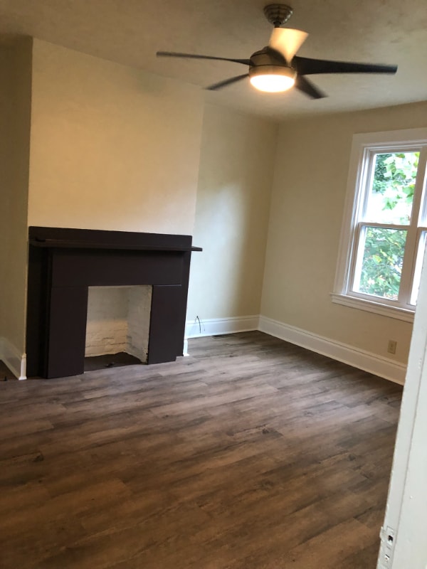 Building Photo - 512 Carolyn Ave