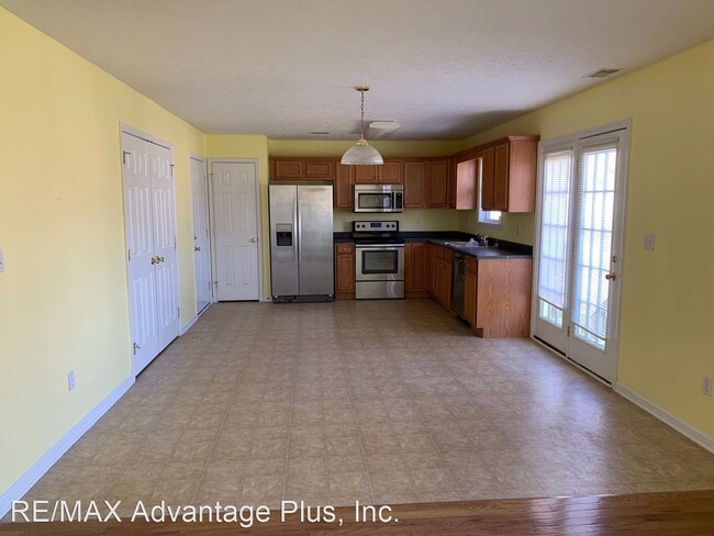 Building Photo - 3 br, 2 bath House - 112 Red Hawk Dr