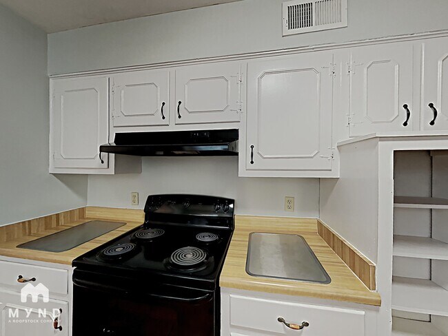 Building Photo - 3973 Otter Dr