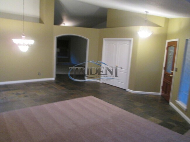 Foto del edificio - Beautiful Yuba City home on a large lot