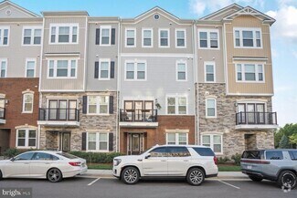 Building Photo - 24553 Rosebay Terrace
