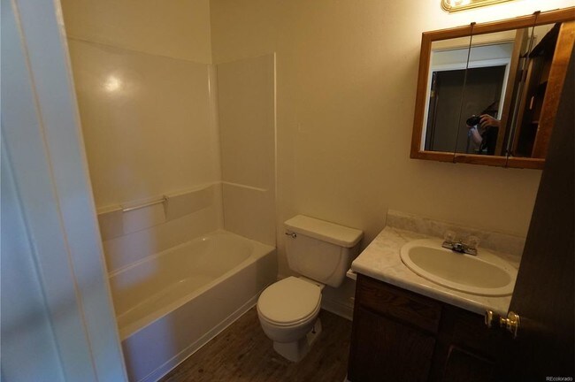 Building Photo - 1333 S Crystal Way