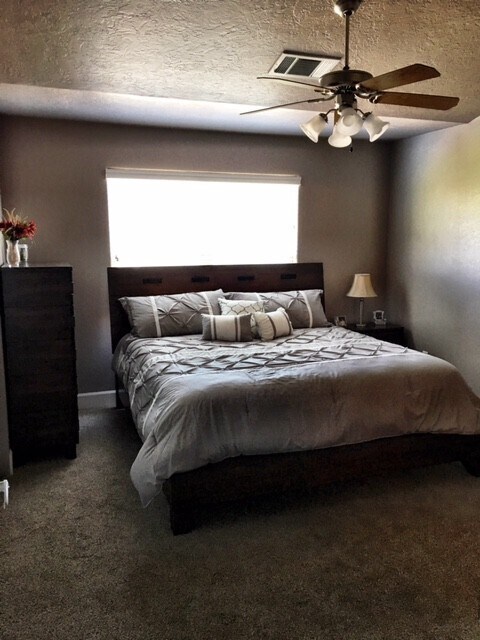 Foto del edificio - Beautiful 1-Bedroom with Balcony & Garage Available for Move In NOW