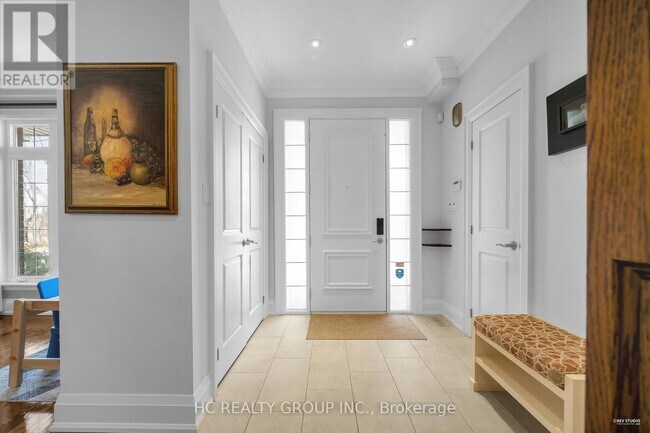 Photo du bâtiment - 12 Rappert Ave