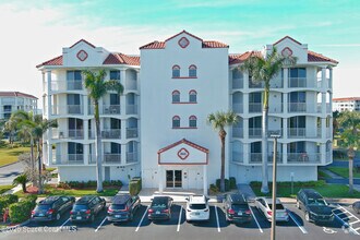 Building Photo - 8922 Laguna Ln