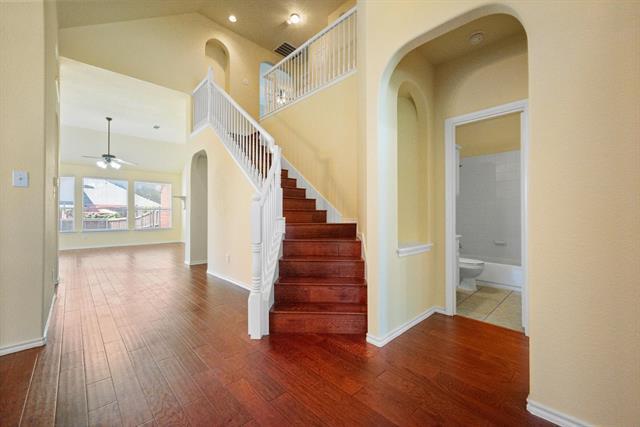 Foto del edificio - 9747 Hickory St