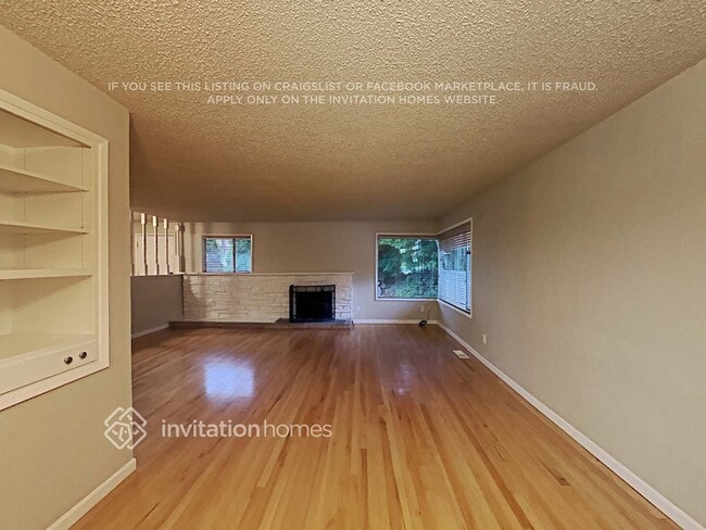 Building Photo - 6605 S 127th Pl