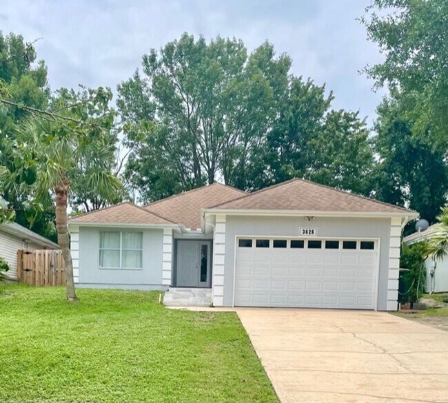 Foto del edificio - Newly UPDATED 3/2 HOME located in the HEAR...