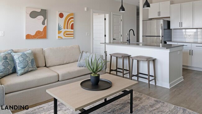 Foto del edificio - 1270 Hillcrest Dr