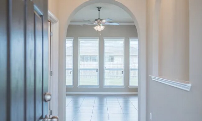 Building Photo - 7224 Abalone Way