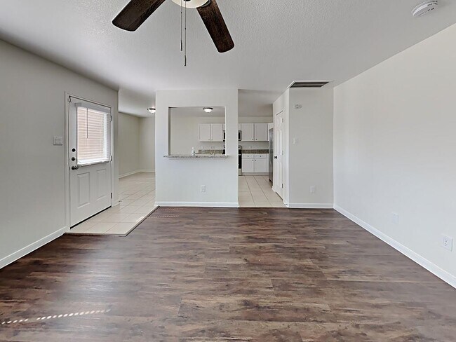 Building Photo - 28877 San Bernard River Loop