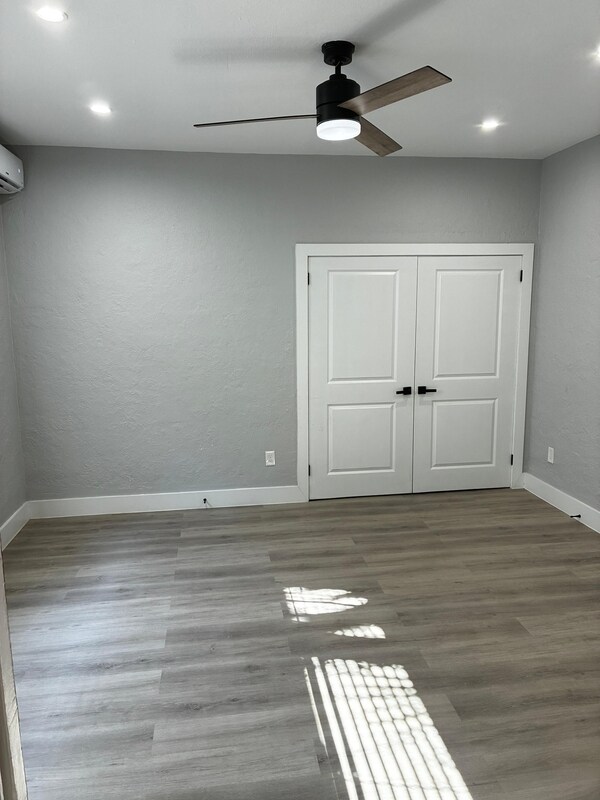 Foto del edificio - 2738 Riverside Ave