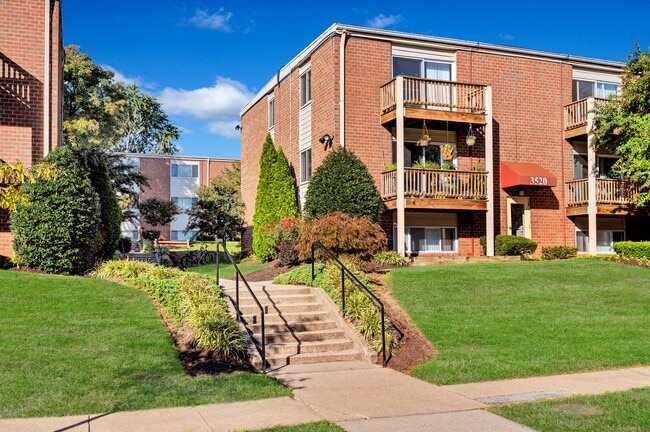 Building Photo - Wyman Hills