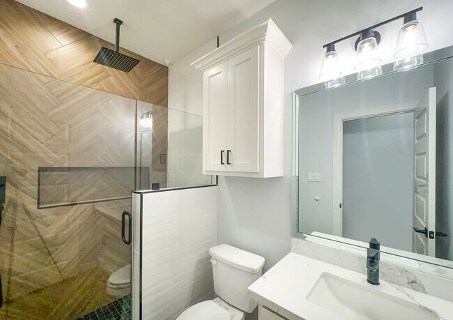 Foto del edificio - 3307 Aurora Ln