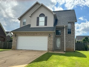 Building Photo - 312 Hayat Loop