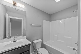 Building Photo - 410 Thad Little Rd