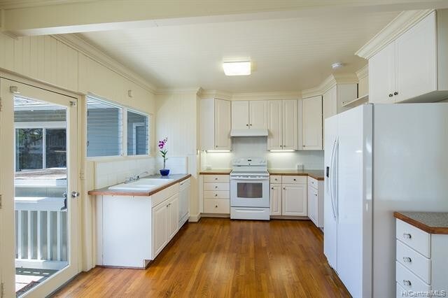 Building Photo - 315 N Kalaheo Ave