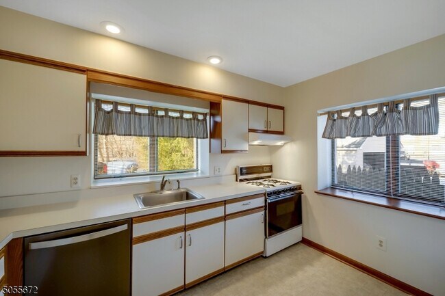 Foto del edificio - 157 Washington St