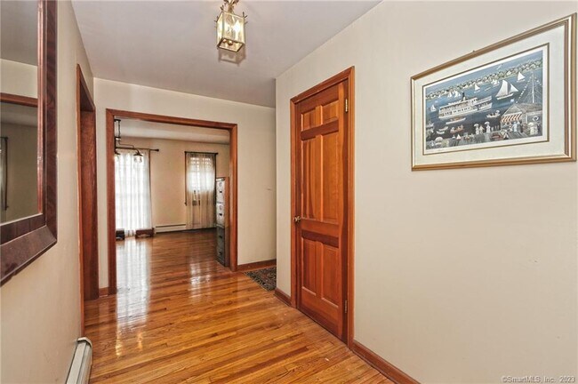 Foto del edificio - 200 Old Tavern Rd