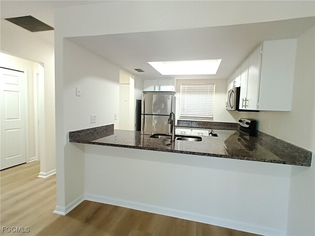 Foto del edificio - 630-636 SE 13th Pl